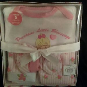 Stripes & Flowers , Baby Girl Print 5 Piece